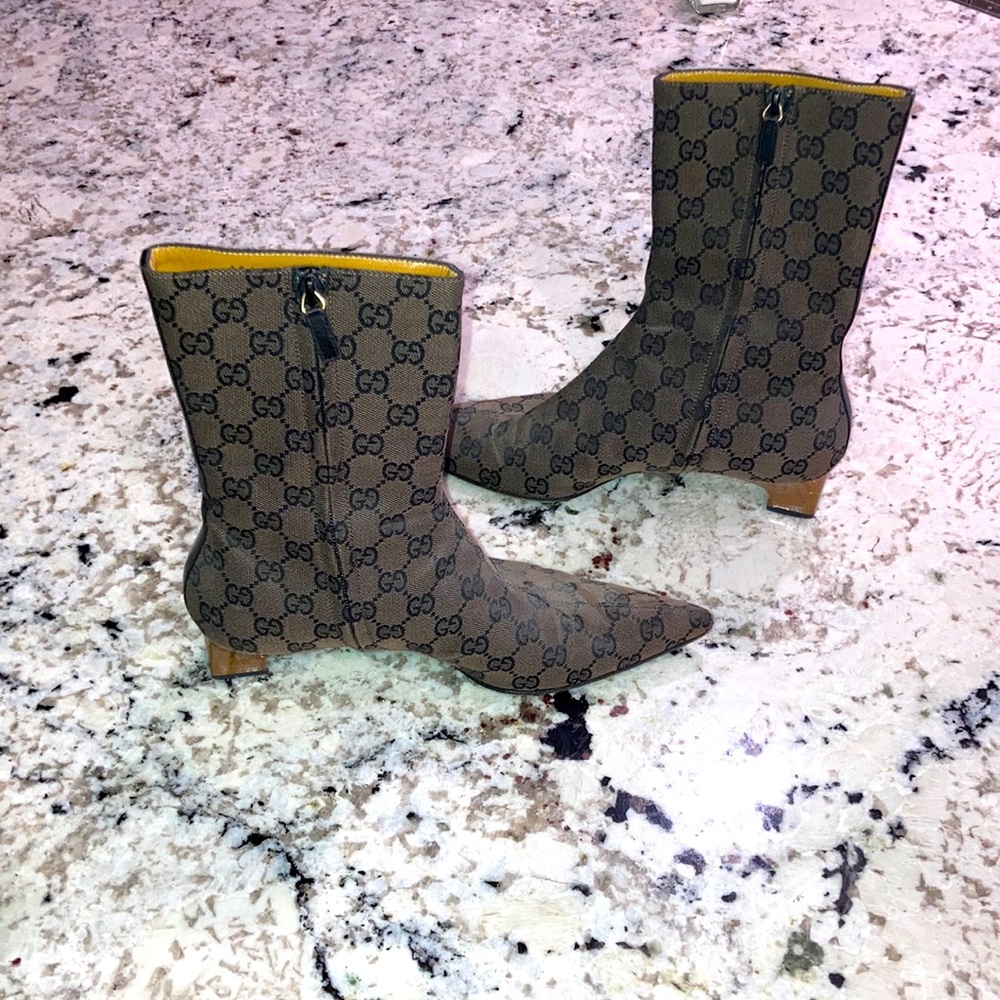 Gucci ankle boots. Size 7 1/7